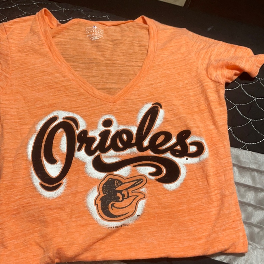Baltimore Orioles - Women’s Tee Size Large